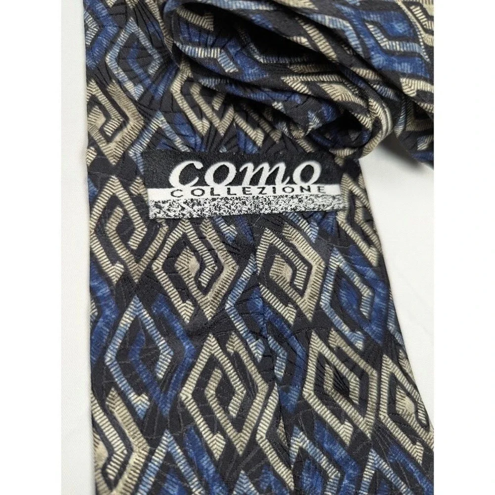 Como Collection Men's Necktie Silk Blue Gold Diamond Design Classic 3